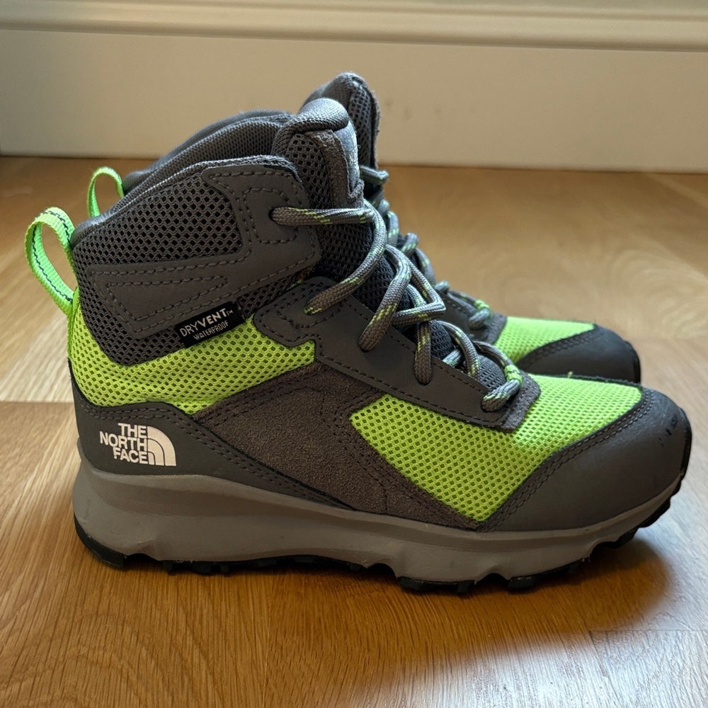 The North Face Kids' Hiking/Snow Boots